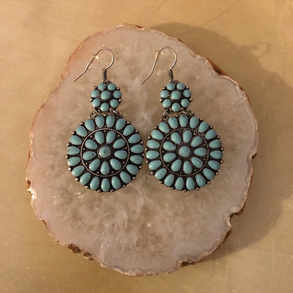 Beautiful handmade turquoise earrings